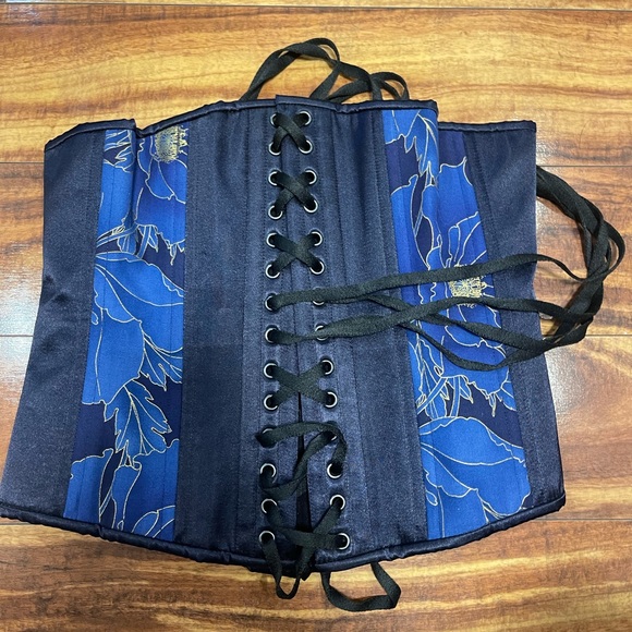 Hearts Delight Clothiers Blue sz 28 underbust corset - Picture 2 of 4